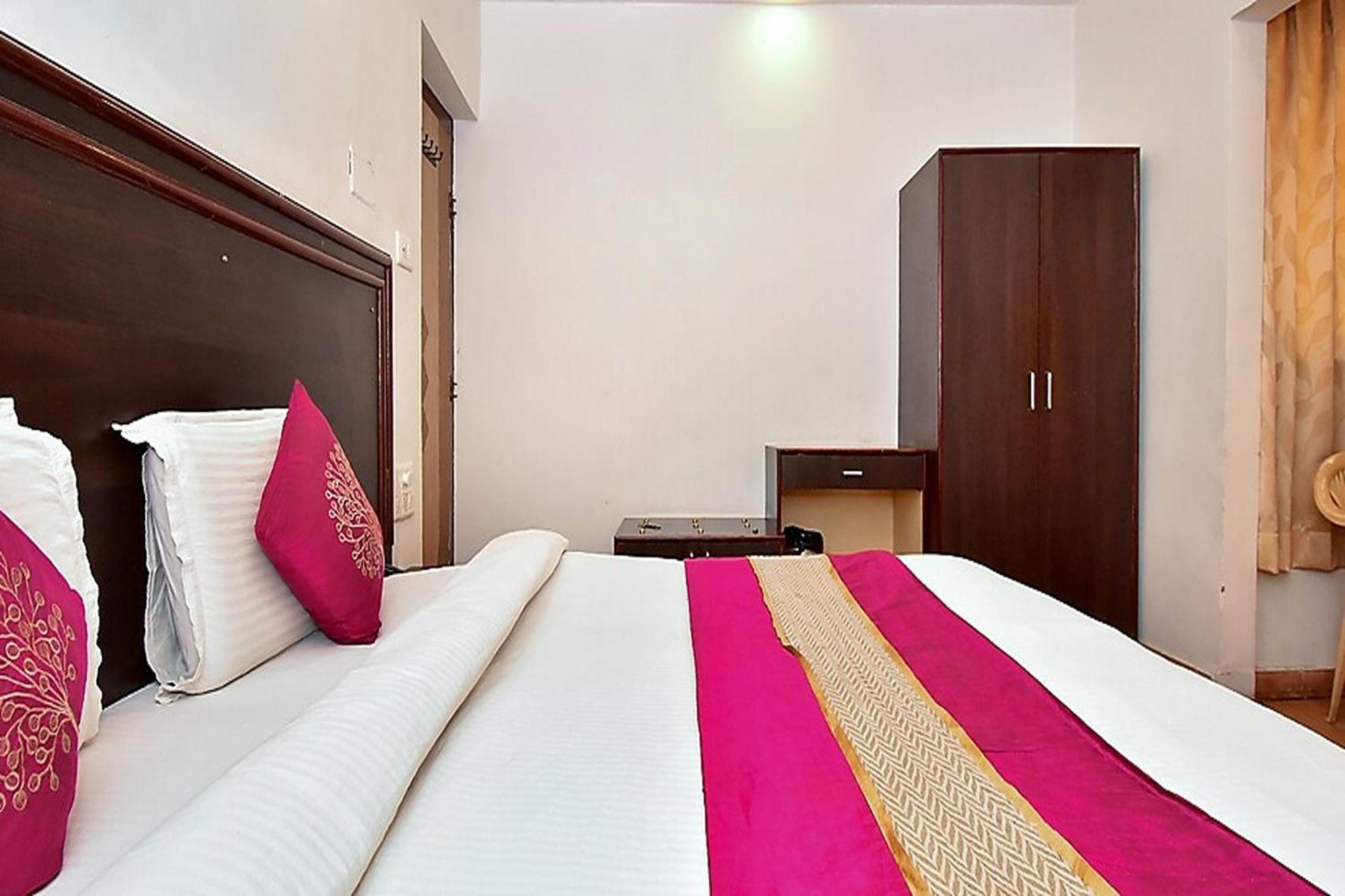 Hotel Deep Palace Near Bus Stand Udaipole Udaipur Eksteriør bilde