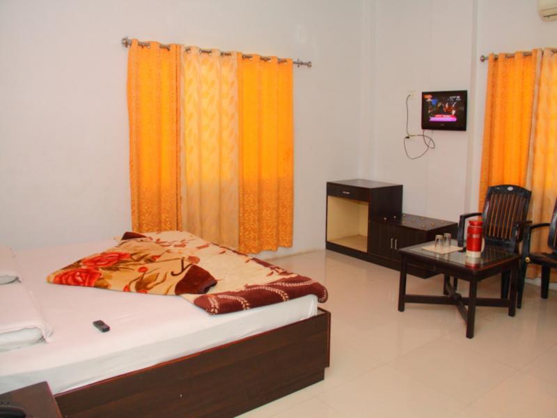 Hotel Deep Palace Near Bus Stand Udaipole Udaipur Eksteriør bilde